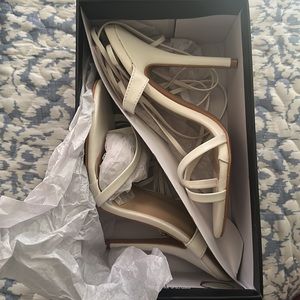 White Mild Heel Toe Loop Ankle Tie Heel